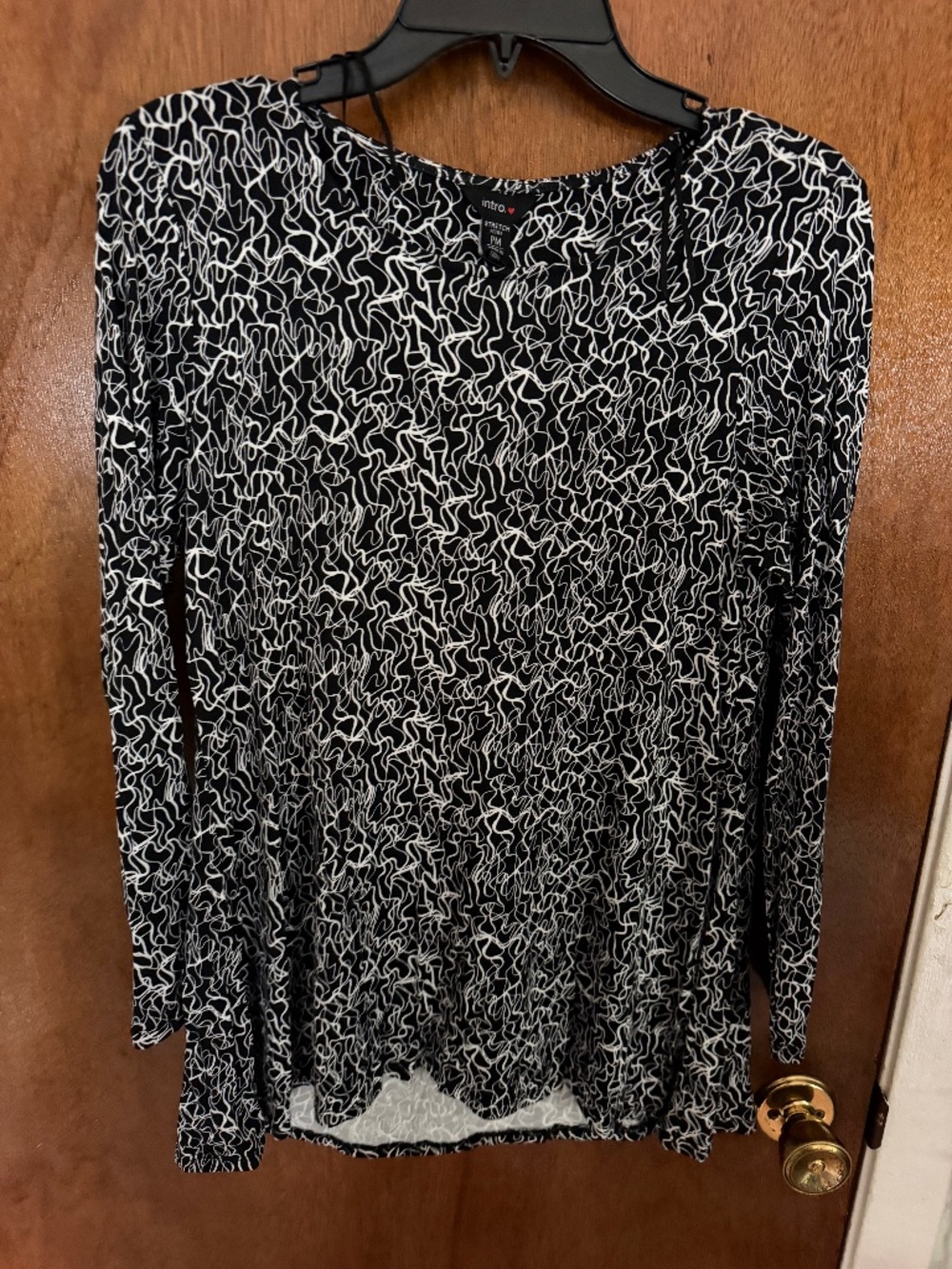 Intro Black & White Blouse